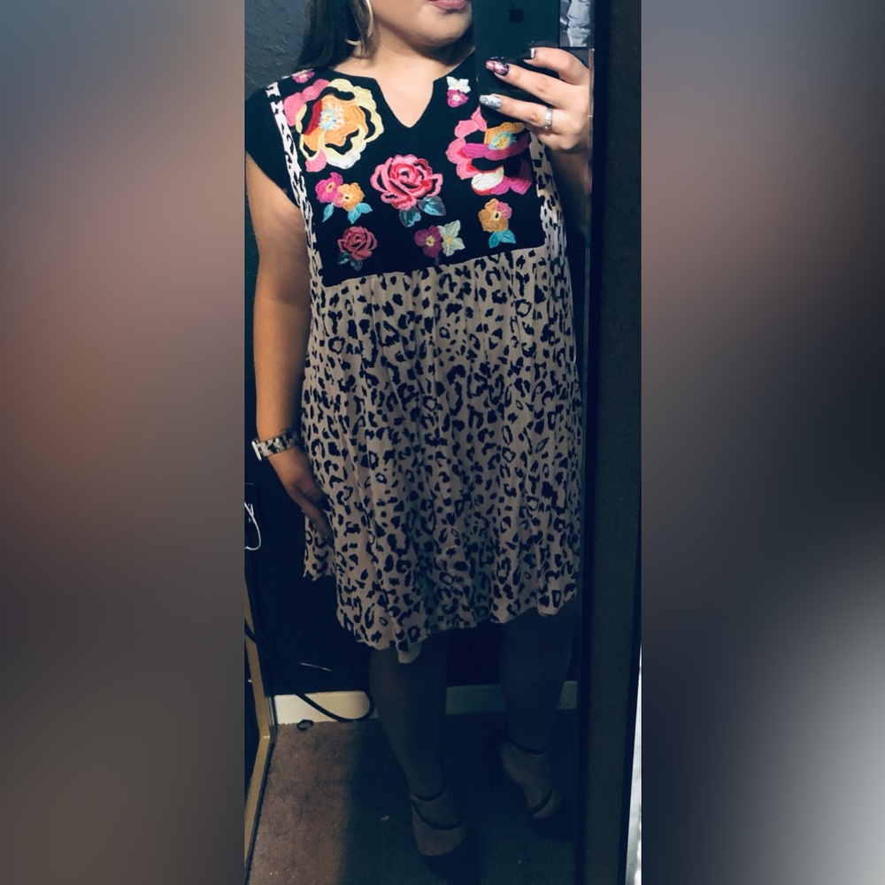 Cute leopard dress with pockets